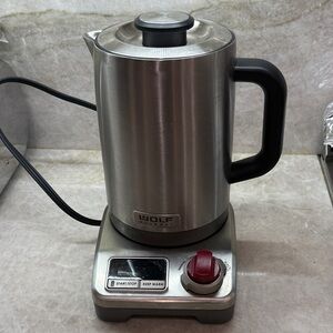 WOLF Stainless Steel Electric Kettle great condition comes with extra knobs